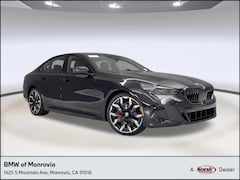 2026 BMW 550e xDrive Sedan