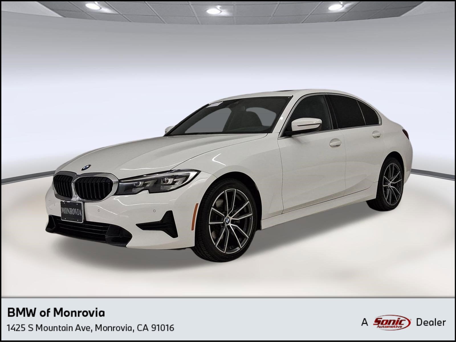 2020 BMW 3 Series 330i Sedan's photo
