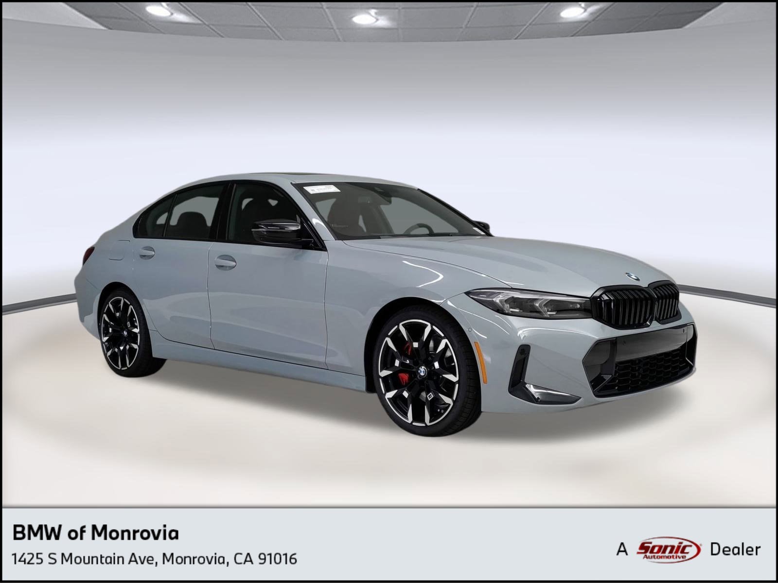 2026 BMW 3 Series 330i's photo