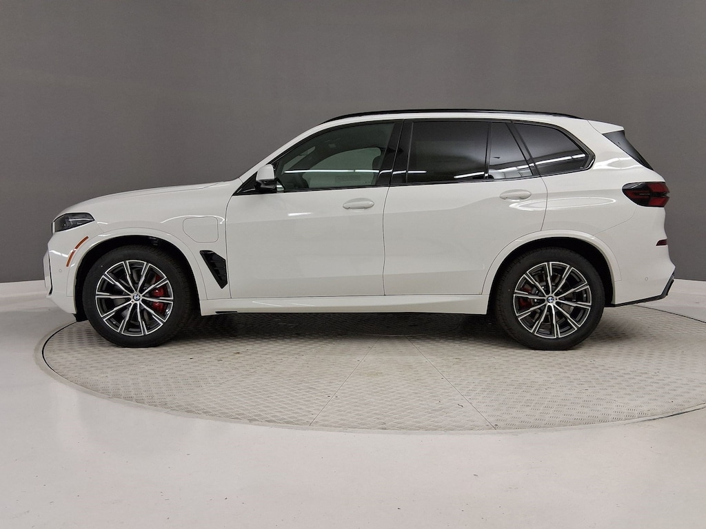 New 2026 BMW X5 PHEV xDrive50e SUV