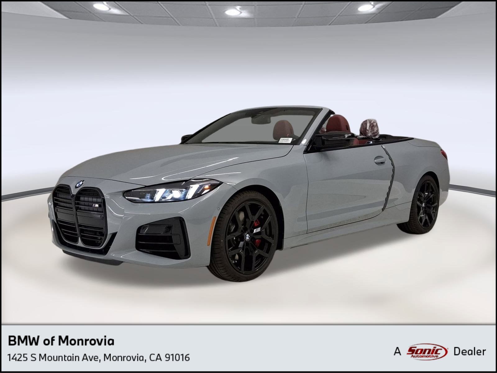 2026 BMW 4 Series M440i Convertible's photo