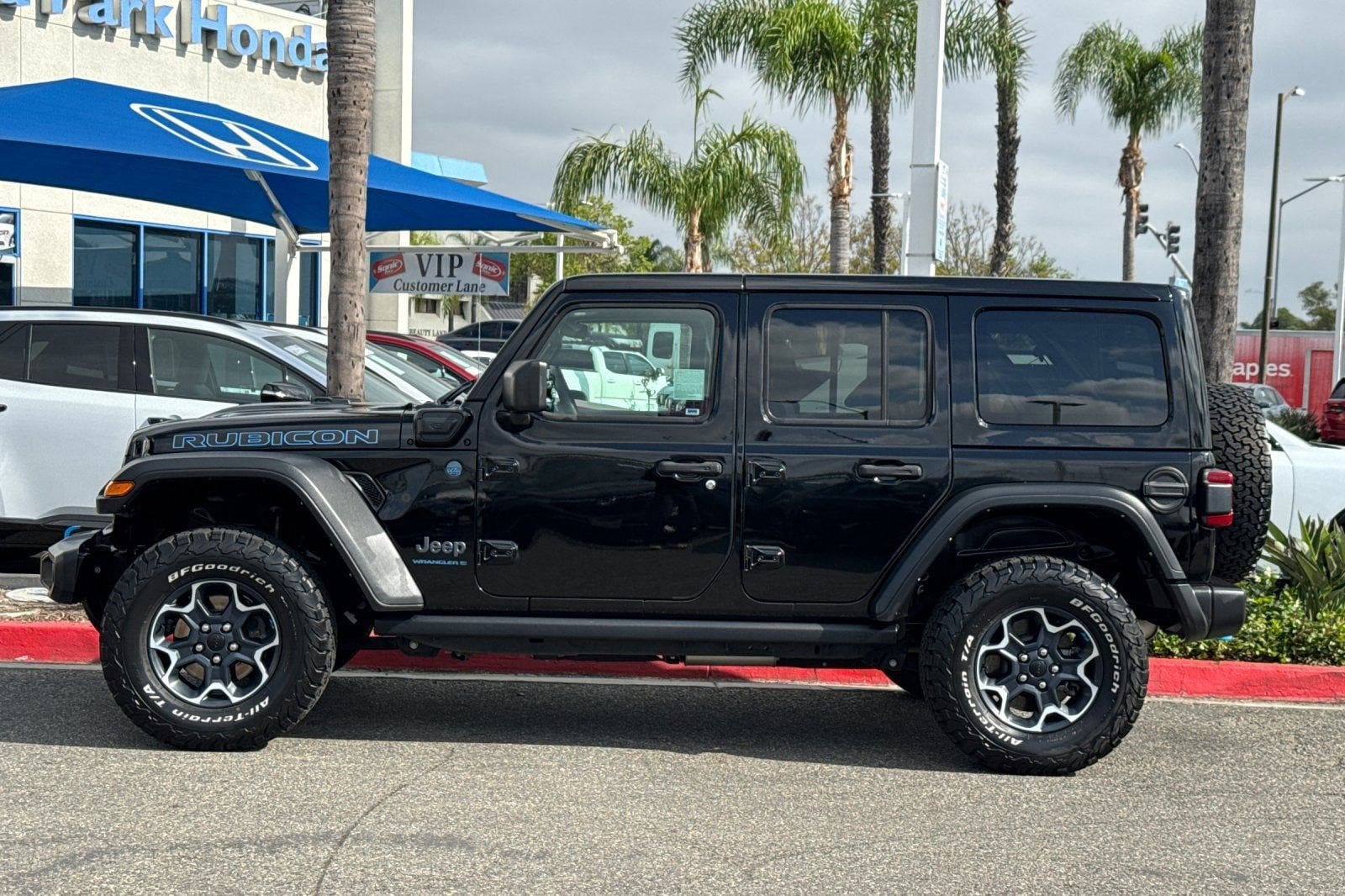 Used 2023 Jeep Wrangler 4xe Rubicon 4XE with VIN 1C4JJXR67PW500889 for sale in Monrovia, CA