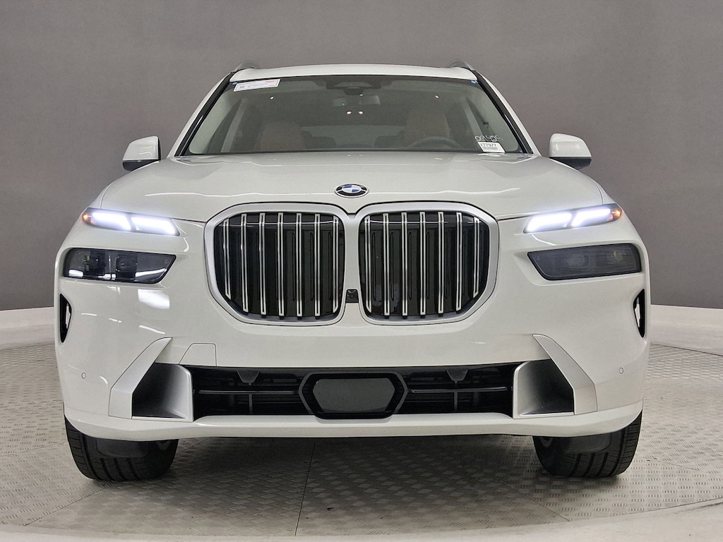 New 2026 BMW X7 xDrive40i SUV