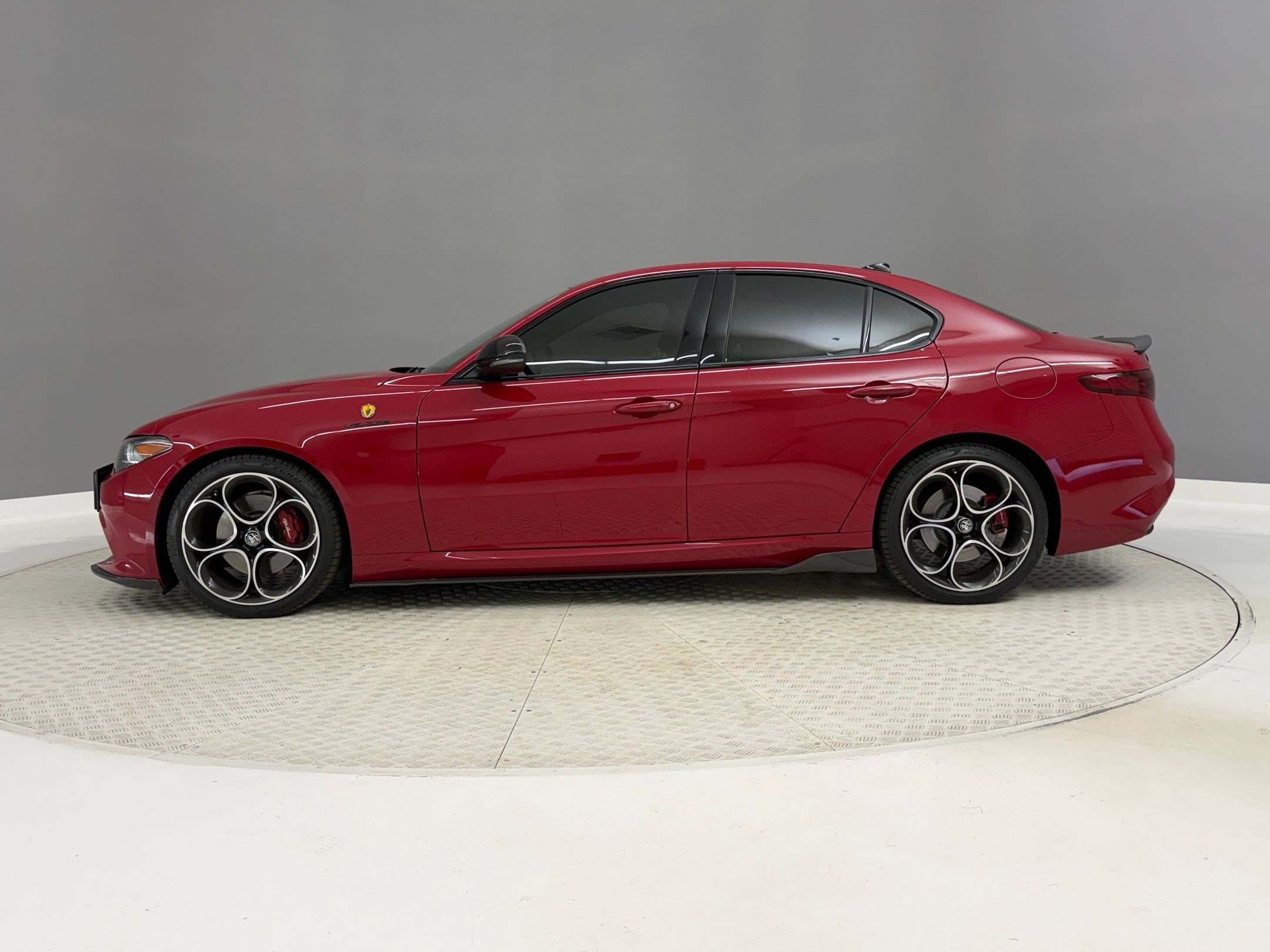 Used 2023 Alfa Romeo Giulia Ti Sedan