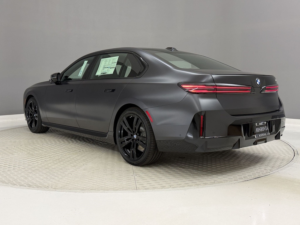 New 2027 BMW 740i Base Sedan