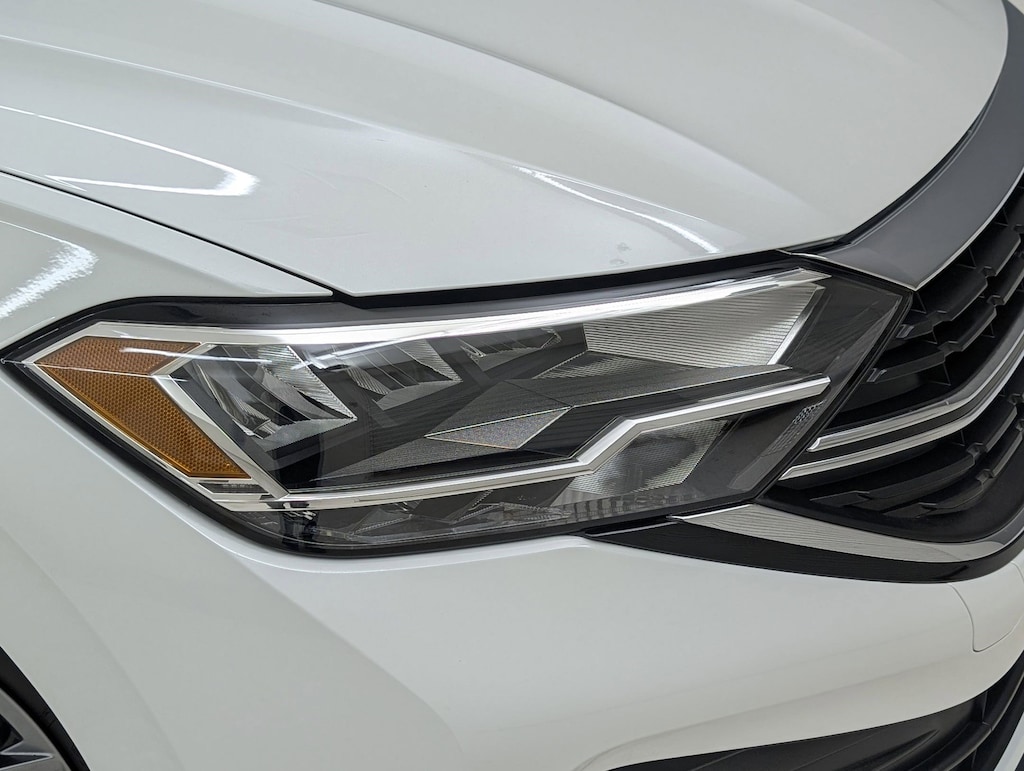 Used 2024 Volkswagen Jetta 1.5T SE Sedan