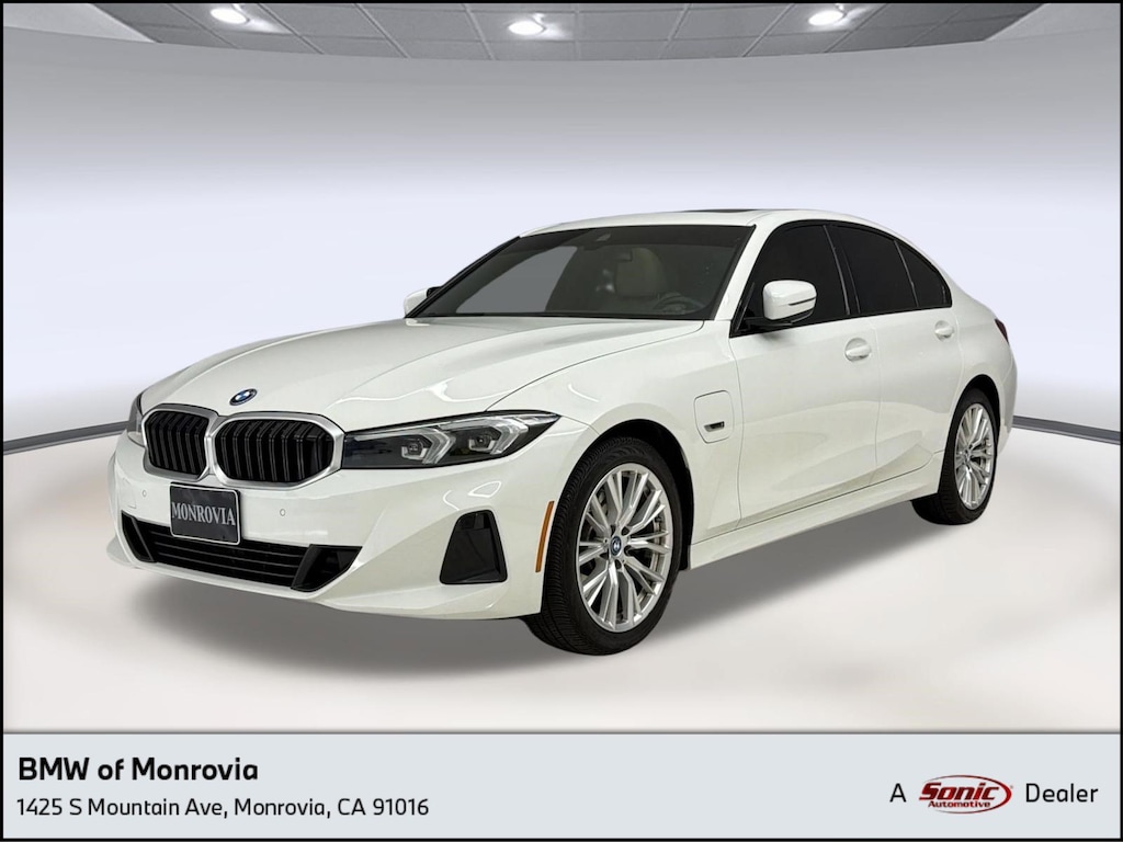 Certified 2023 BMW 330e Sedan