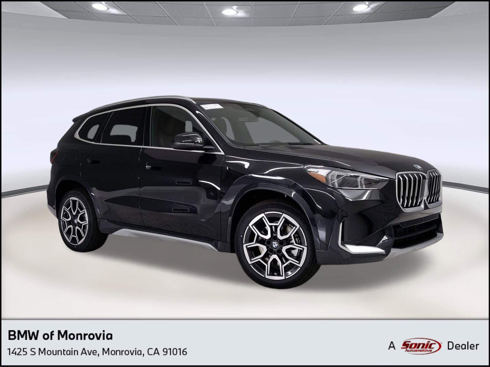 2026 BMW X1 28i's photo