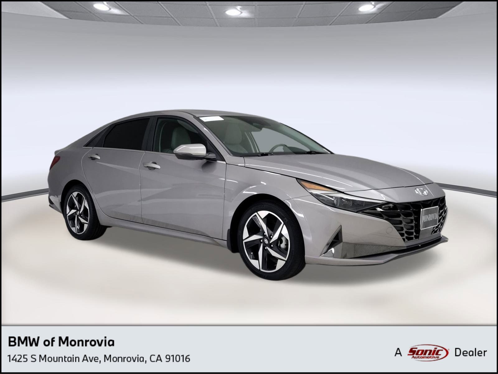 2023 Hyundai Elantra Limited's photo