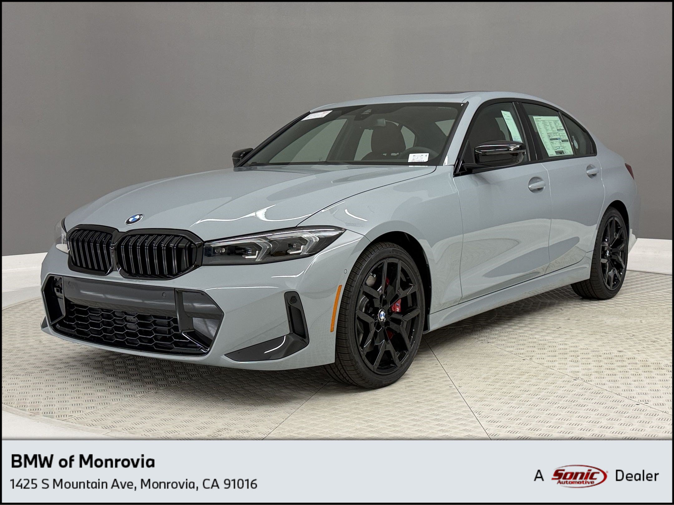  BMW 330i