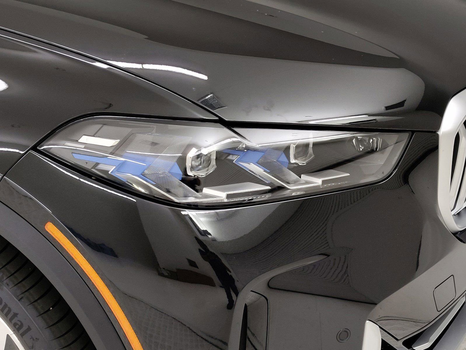 2025 Bmw X5 sDrive40i photo 2