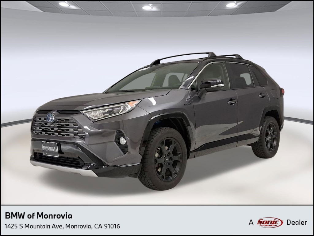 Used 2020 Toyota RAV4 Hybrid XSE SUV