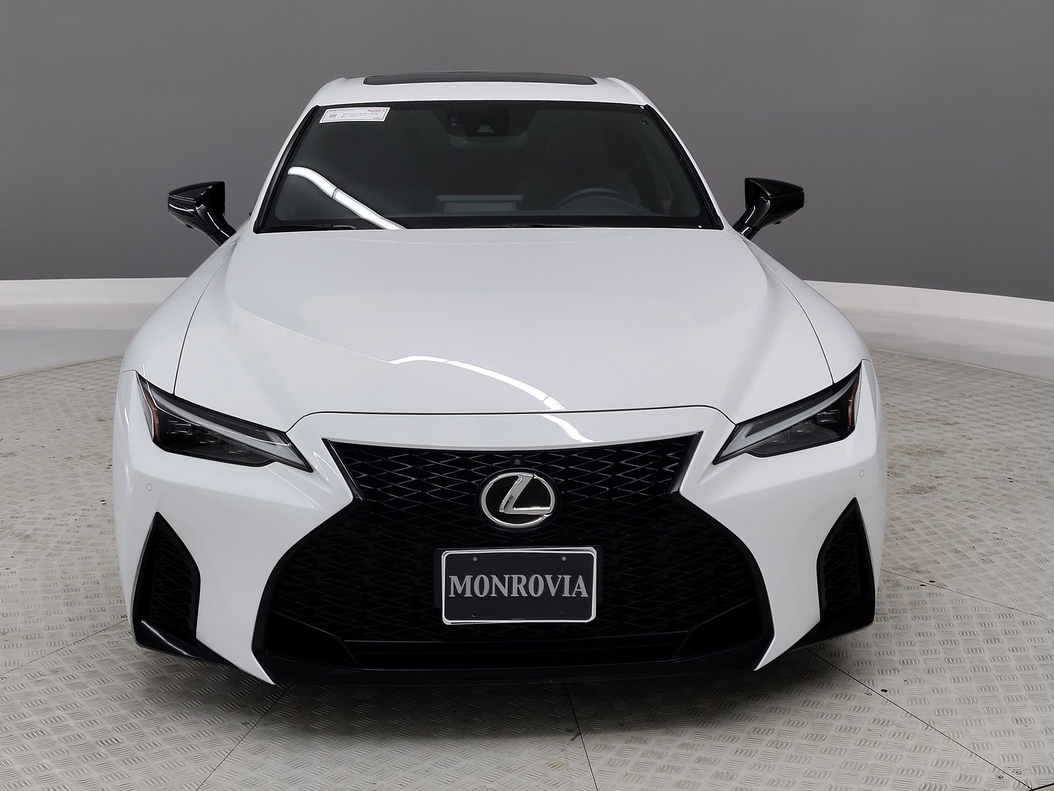 2024 Lexus IS 350 F SPORT photo 2