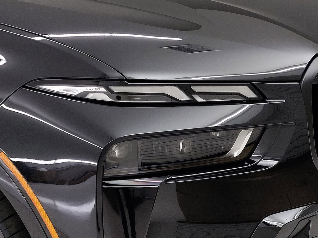 New 2026 BMW X7 M60i SUV