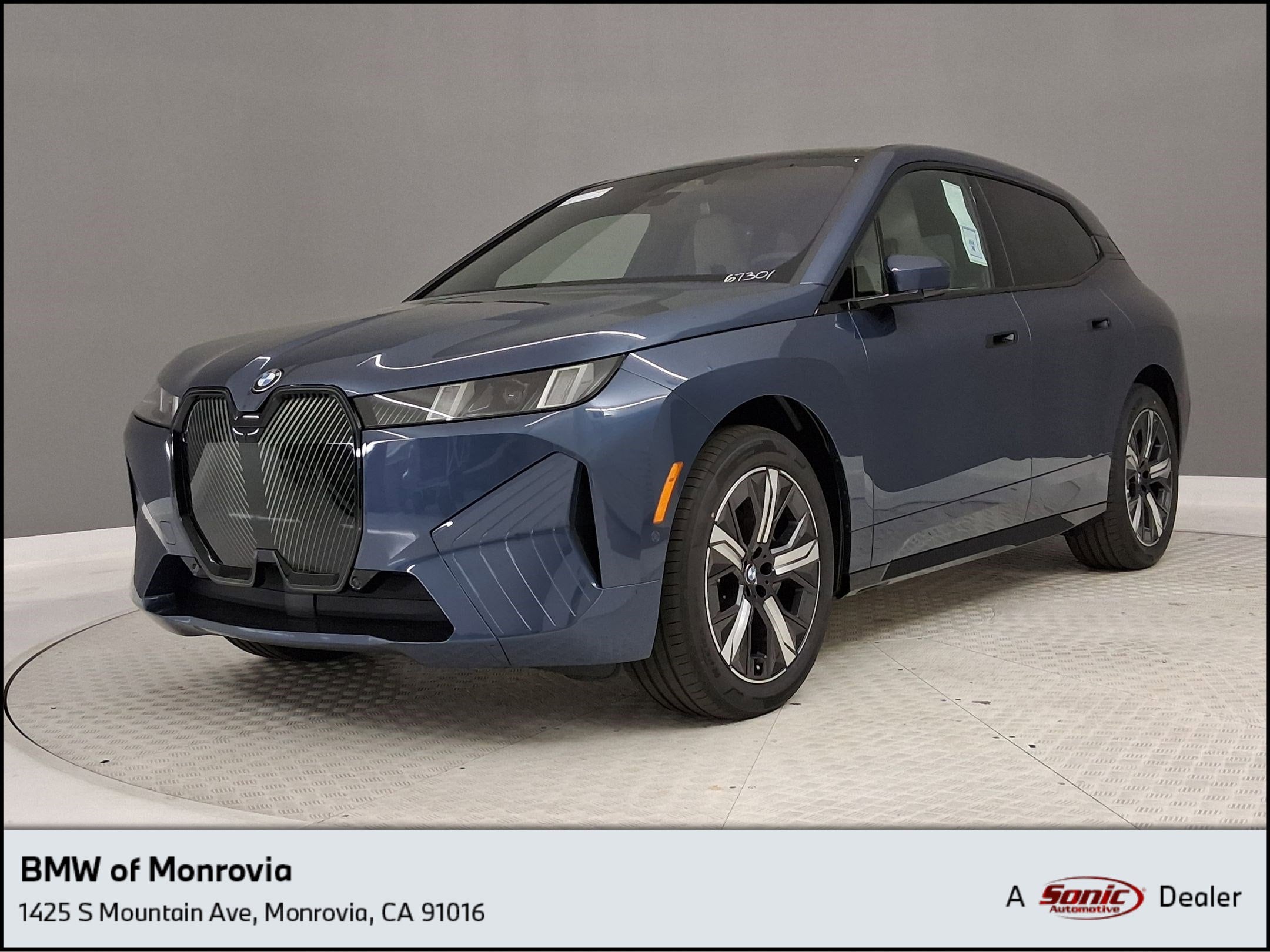 2026 BMW iX xDrive45's photo