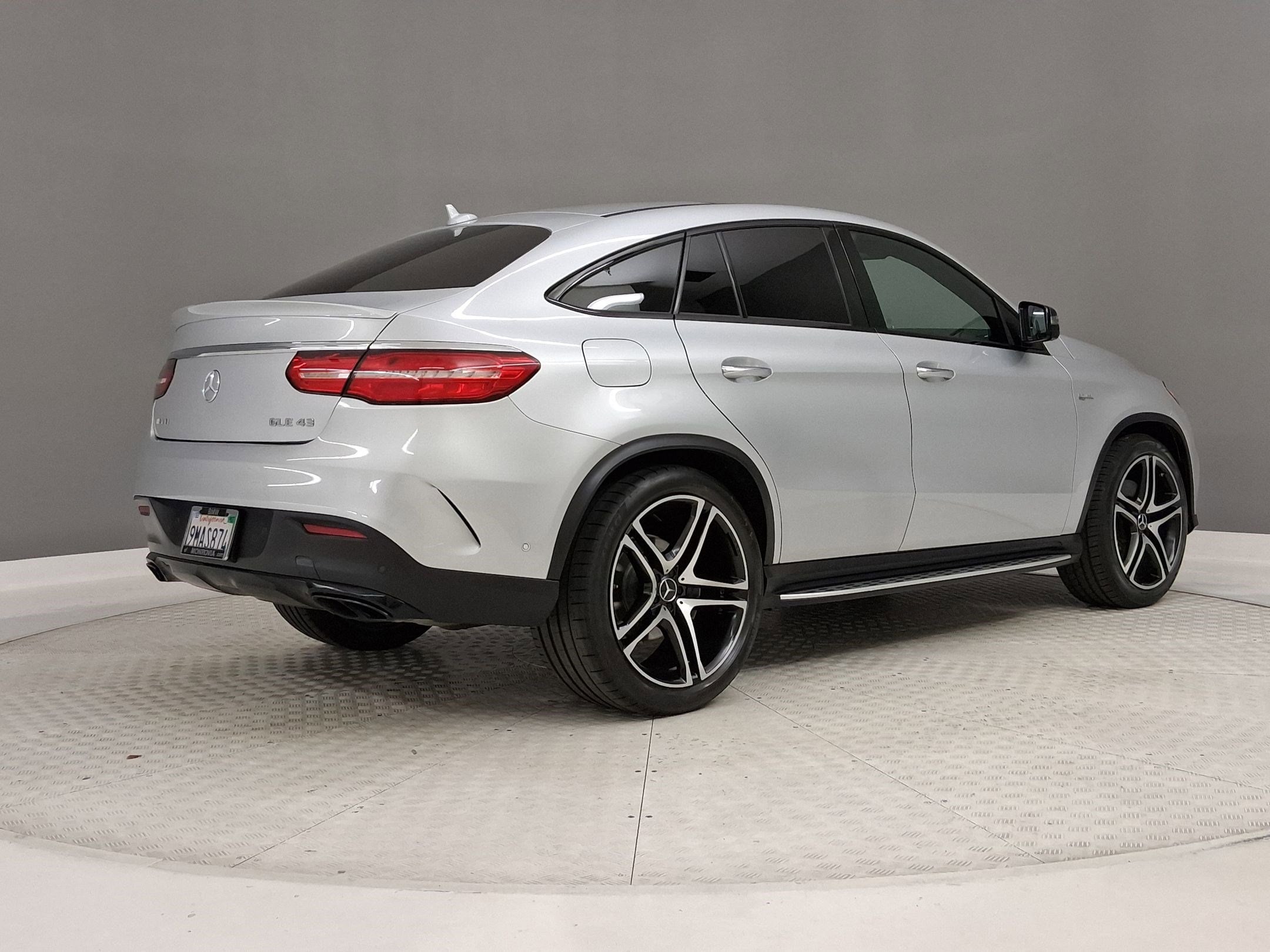 2019 Mercedes-Benz AMG GLE 43 4MATIC photo 6