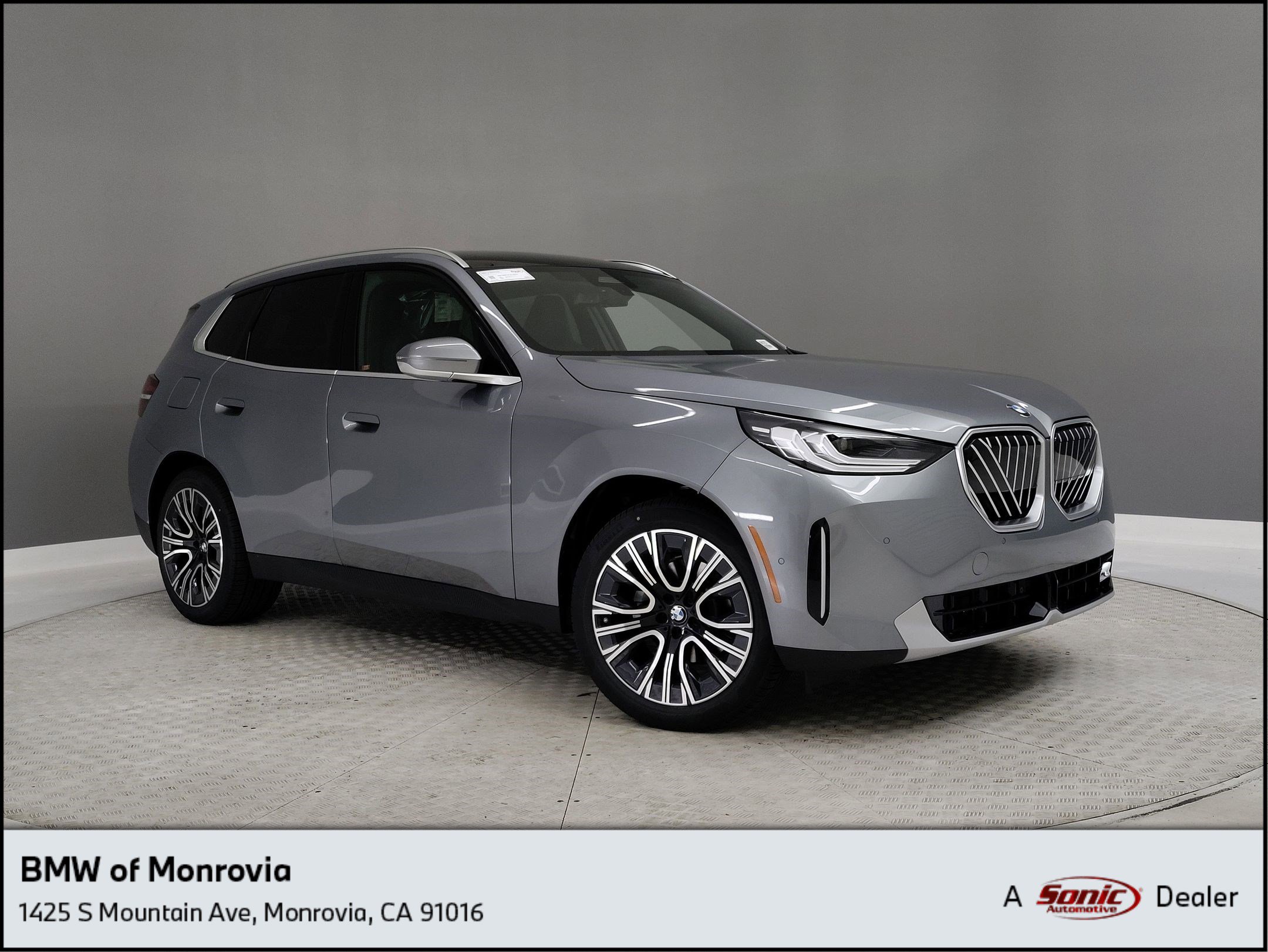 2025 BMW X3 30's photo