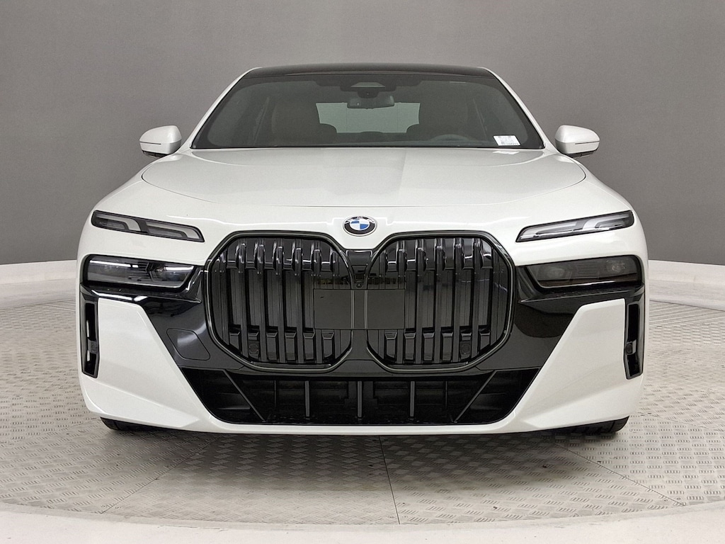 New 2026 BMW 760i xDrive Sedan