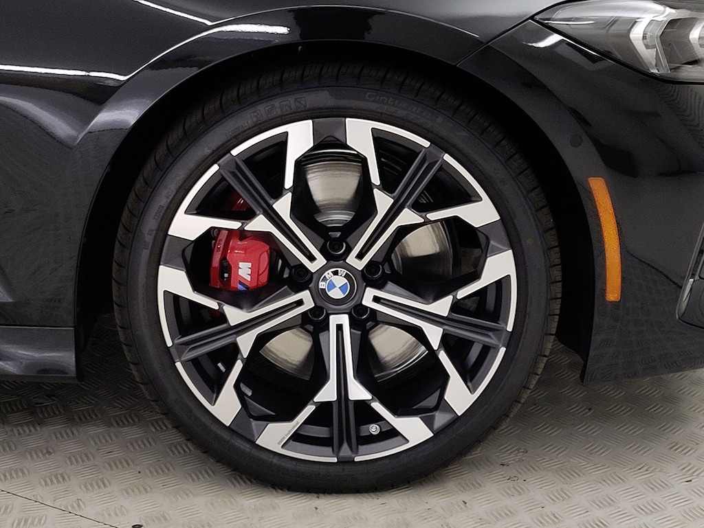 New 2026 BMW 330i Sedan