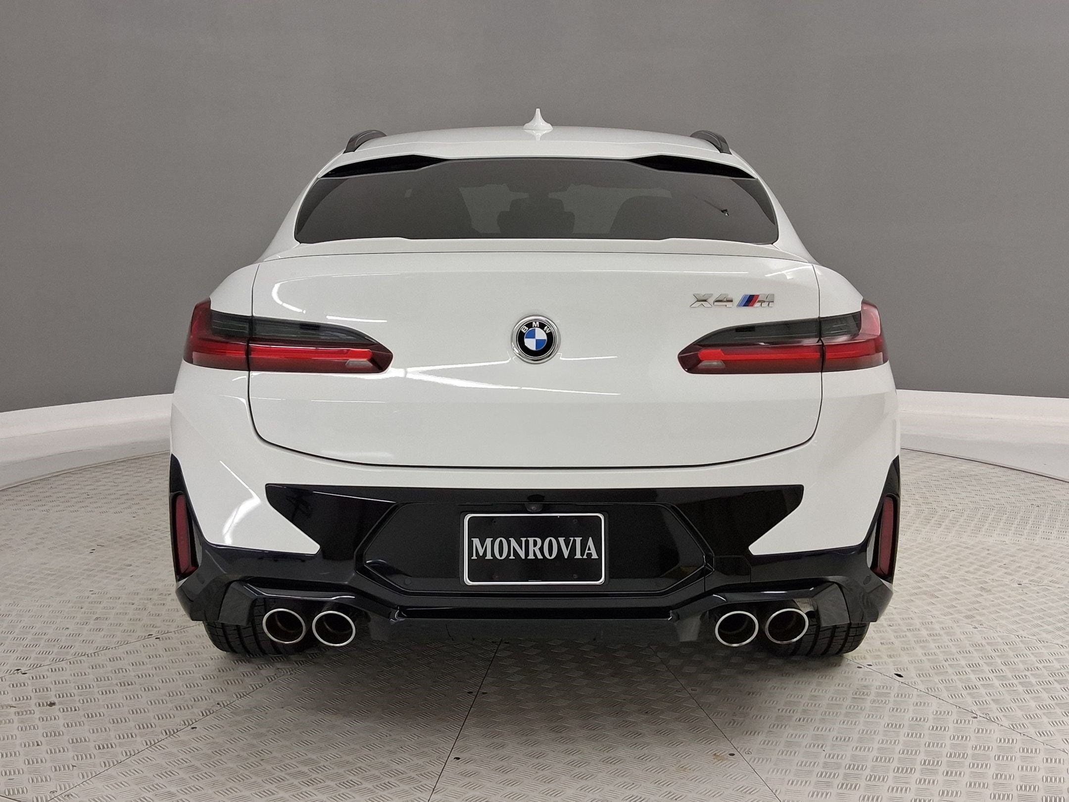 X4 M SUV