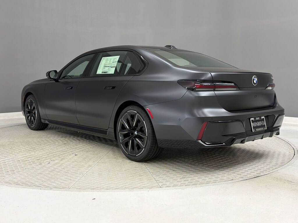 New 2026 BMW 740i Sedan