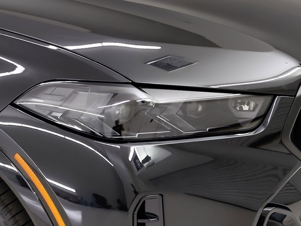 New 2026 BMW X6 xDrive40i SUV