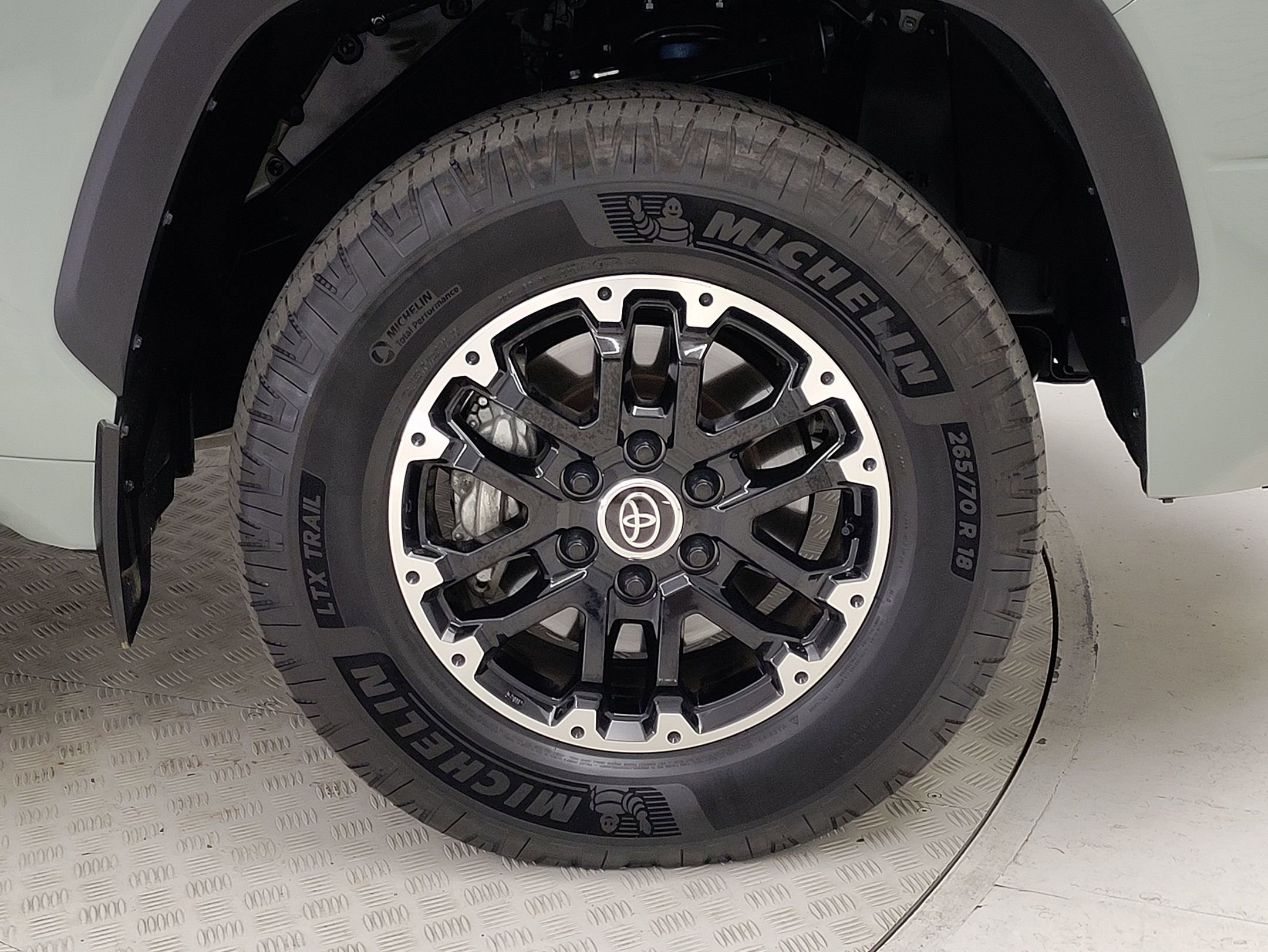 2023 Toyota Tundra SR5 photo 4
