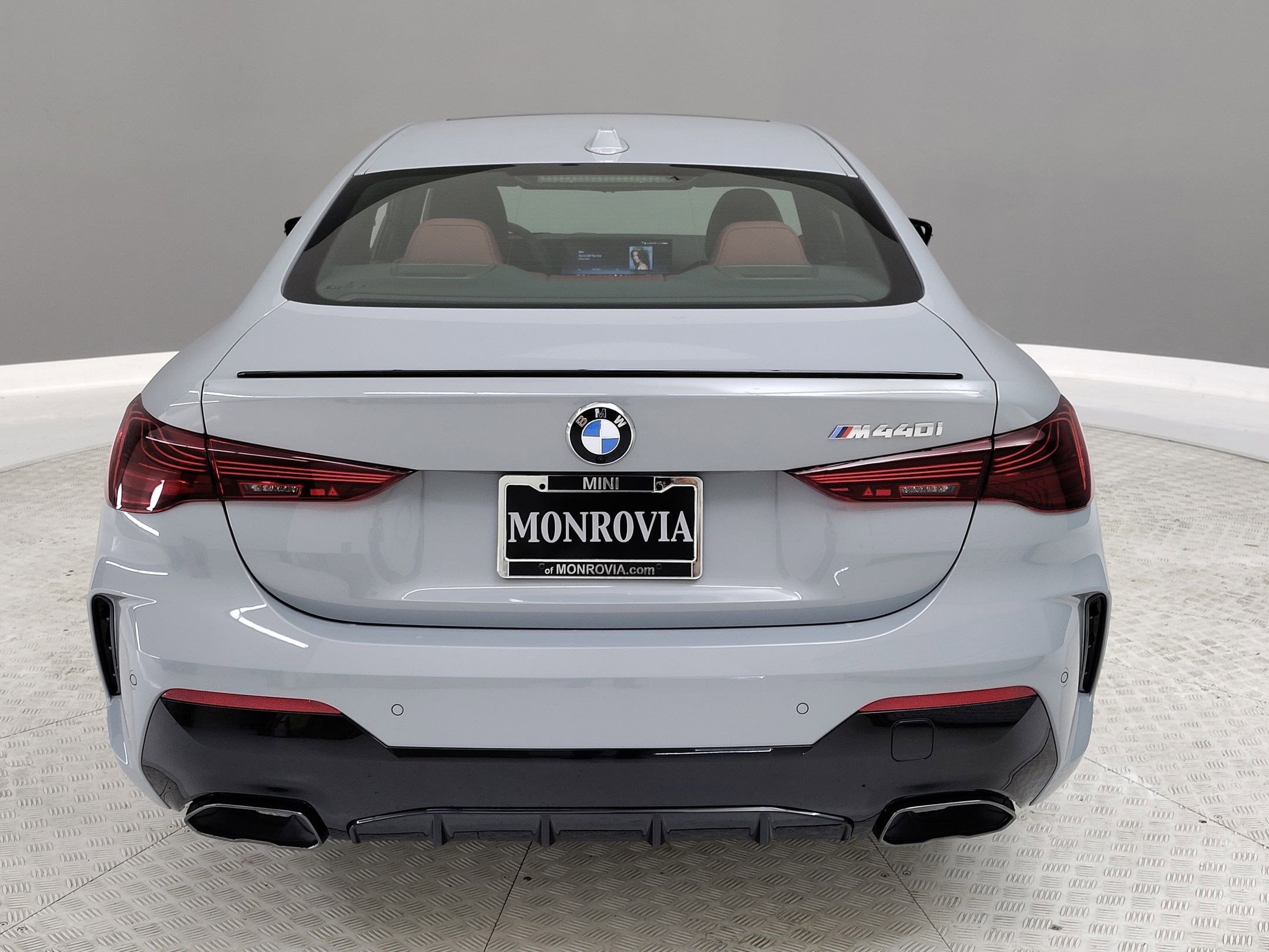 2026 BMW M440i photo 6