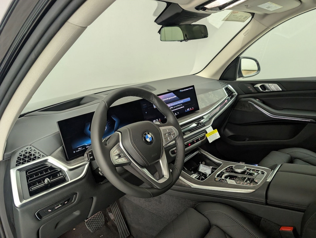 New 2026 BMW X7 xDrive40i SUV