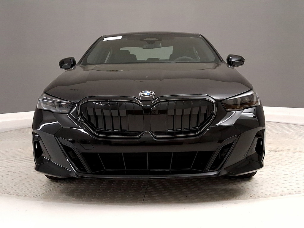 New 2026 BMW 530i Sedan