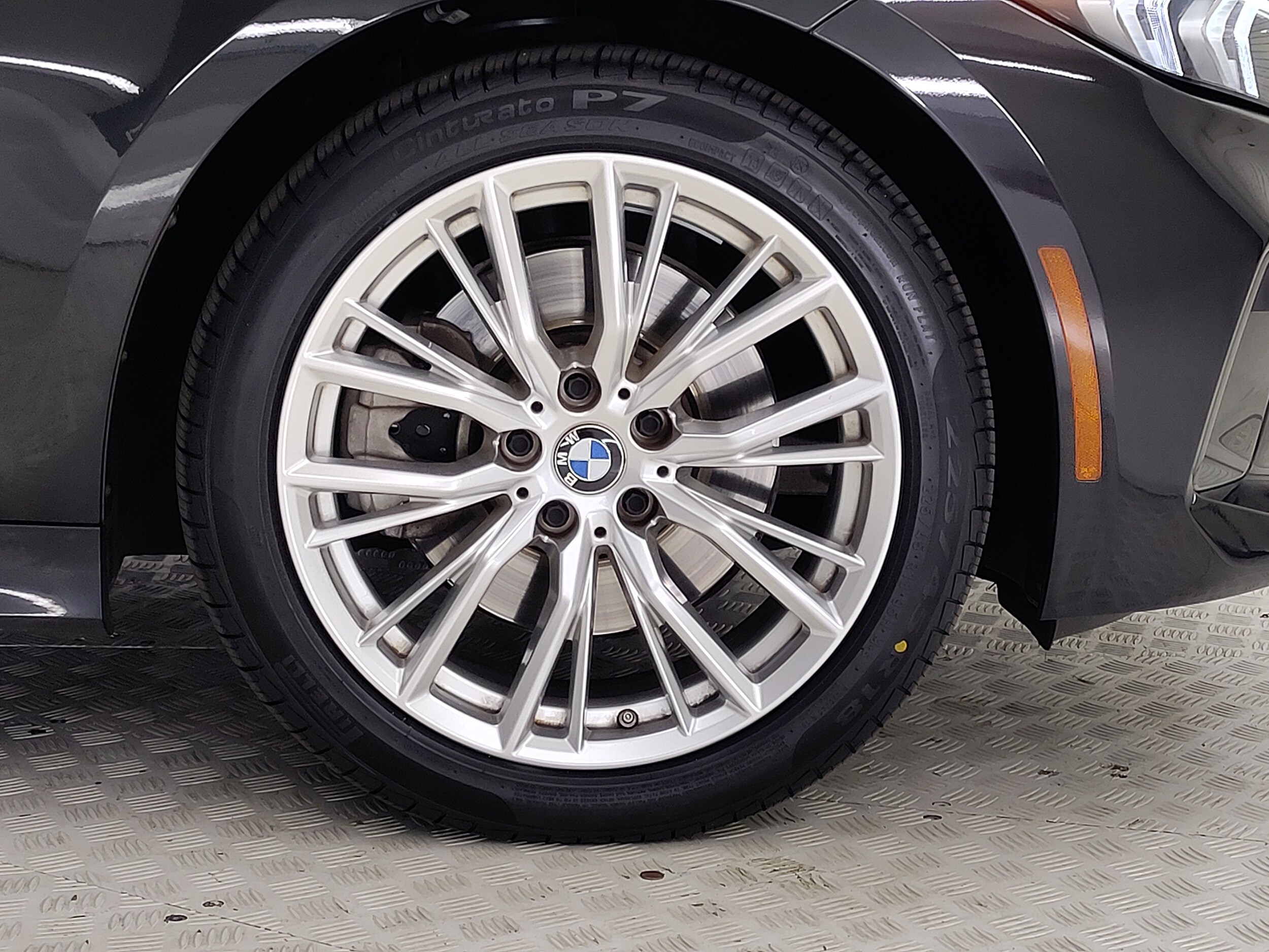 2023 Bmw 330i photo 3