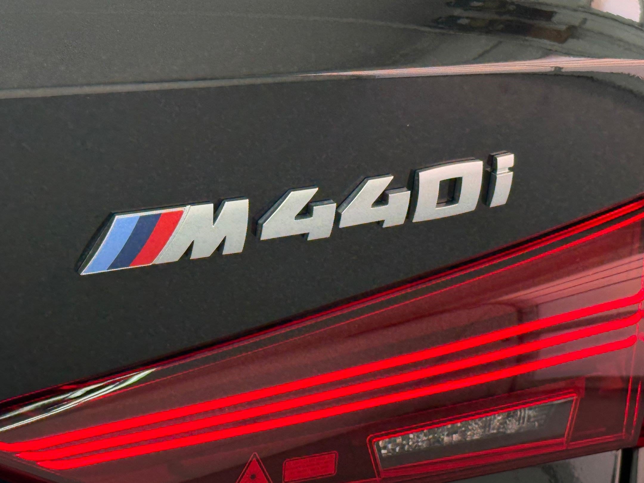 2025 BMW 4 Series M440i - Photo 21
