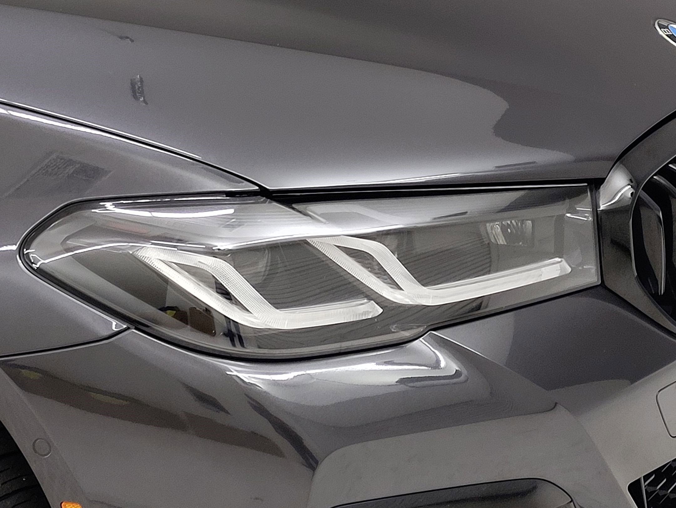 2023 Bmw 540i Sedan photo 3