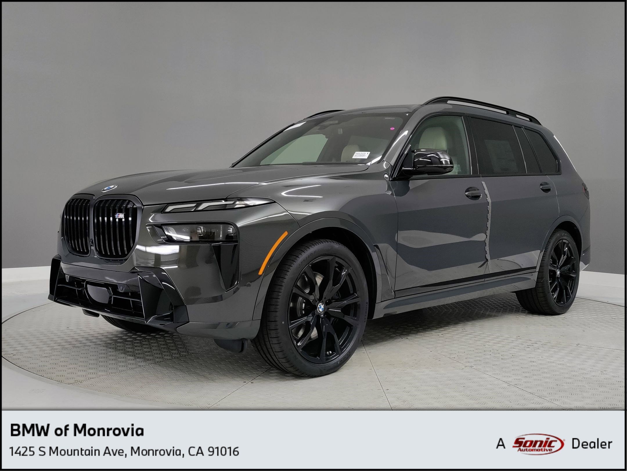 2026 BMW X7 M60i's photo