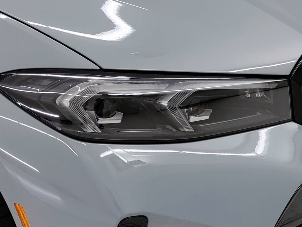 New 2026 BMW 330i Sedan