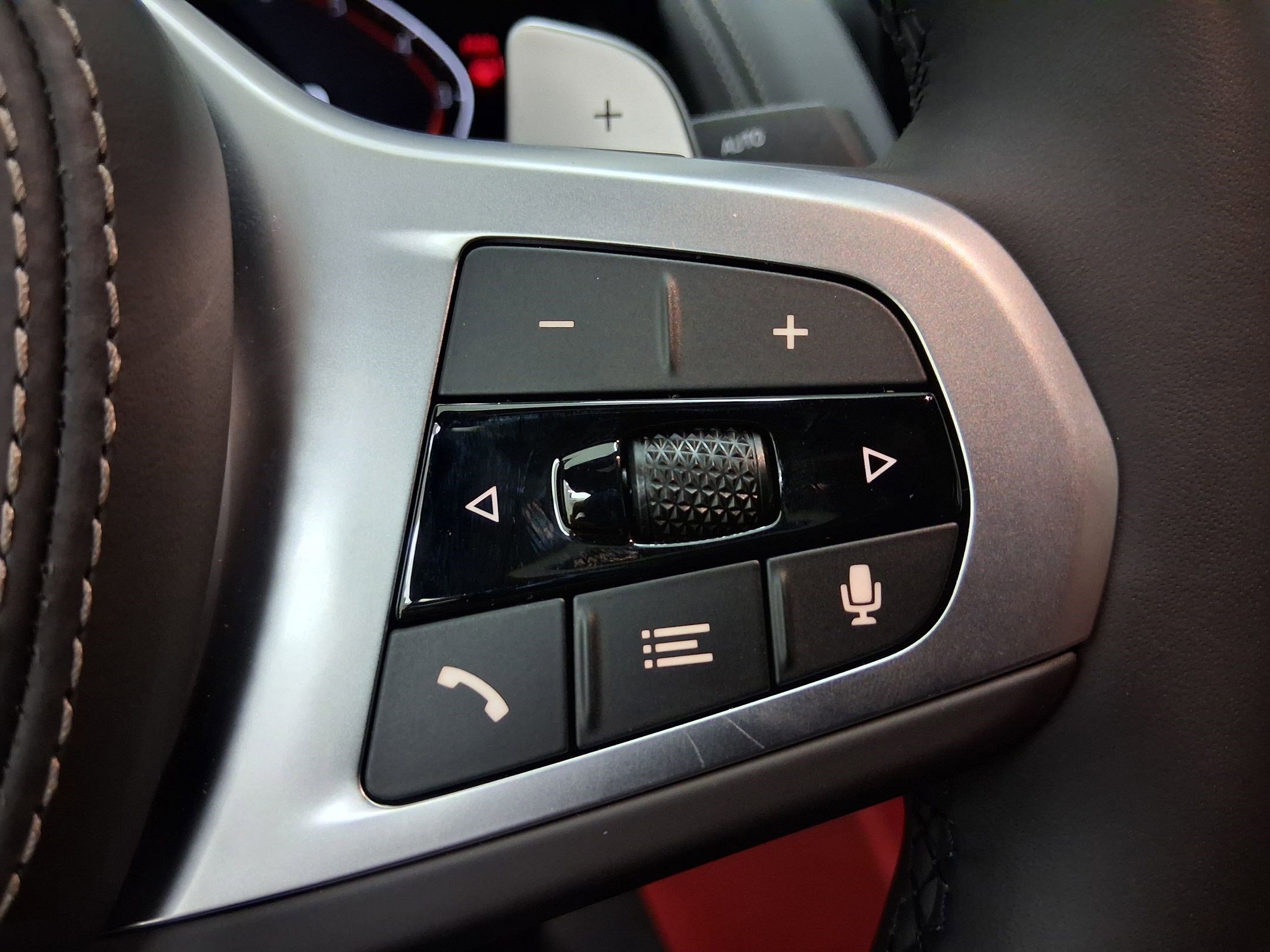 2026 BMW 8 Series 840i - Photo 21