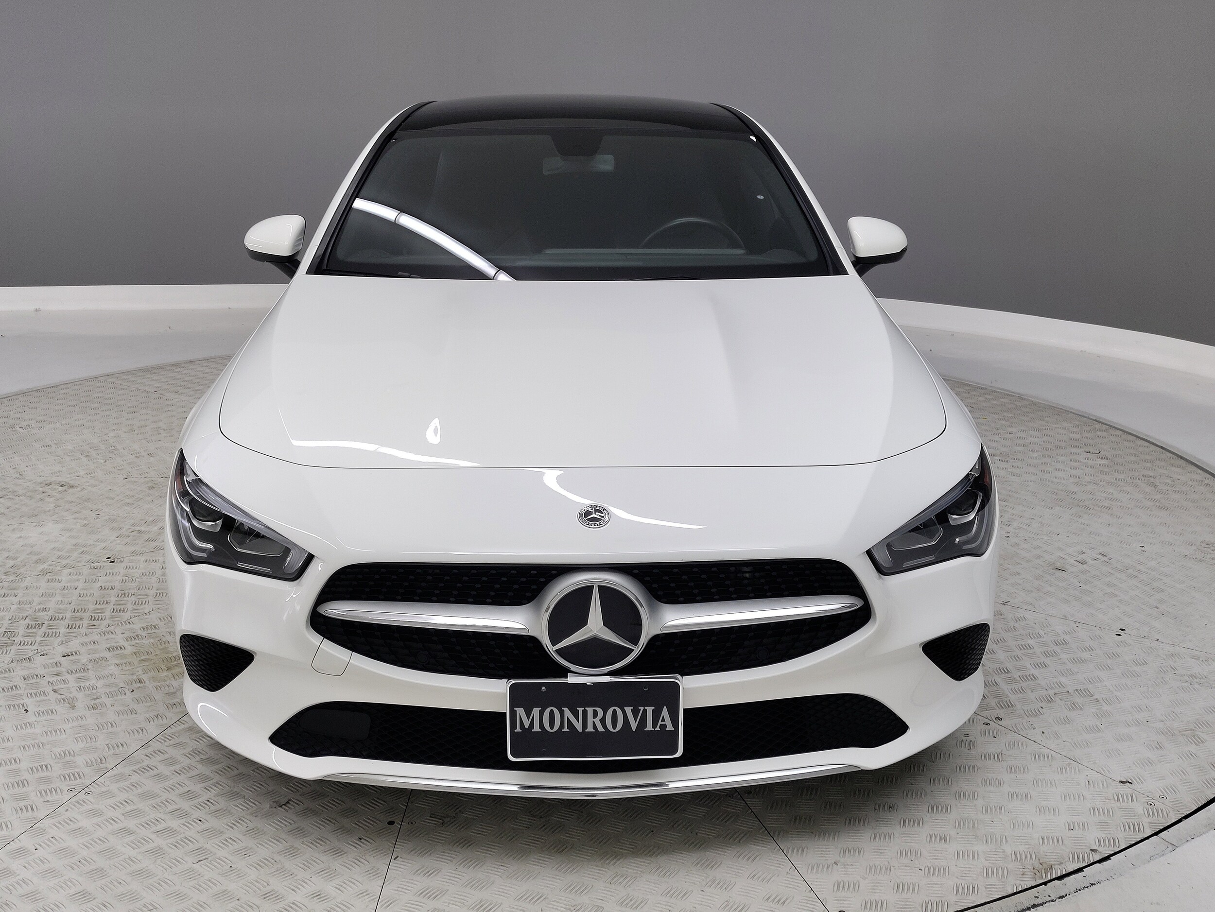 2020 Mercedes Benz CLA 250 photo 2