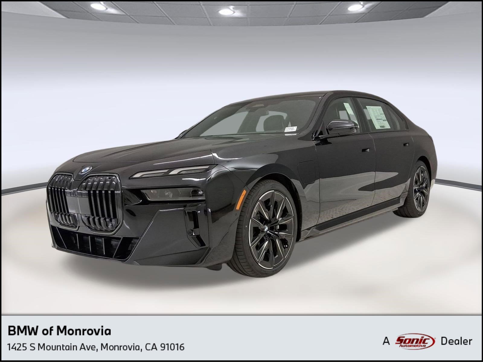 2026 BMW 7 Series 750e xDrive Sedan's photo