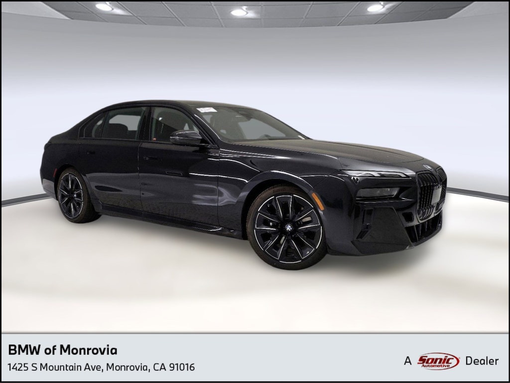 Used 2025 BMW i7 xDrive60 Sedan