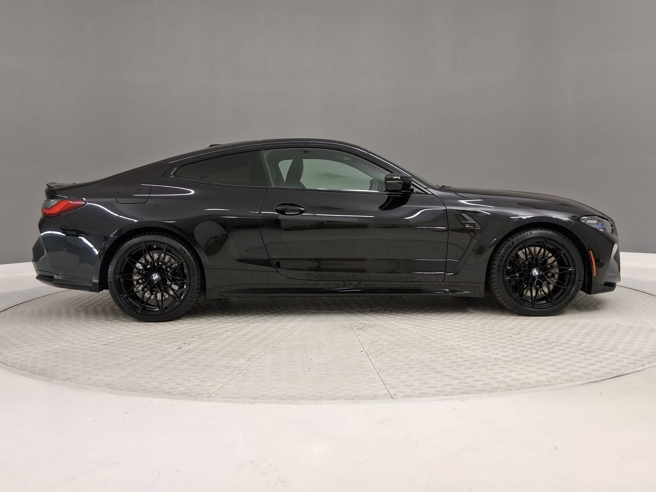 2024 BMW M4 Competition photo 5