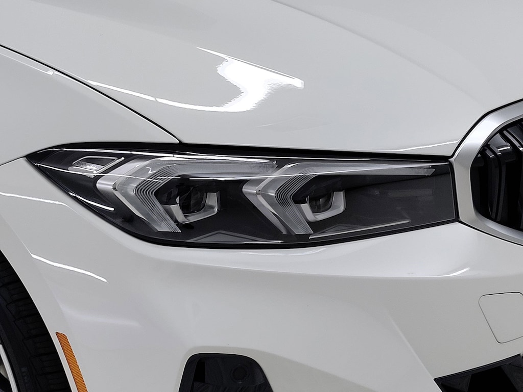 New 2026 BMW 330i Sedan