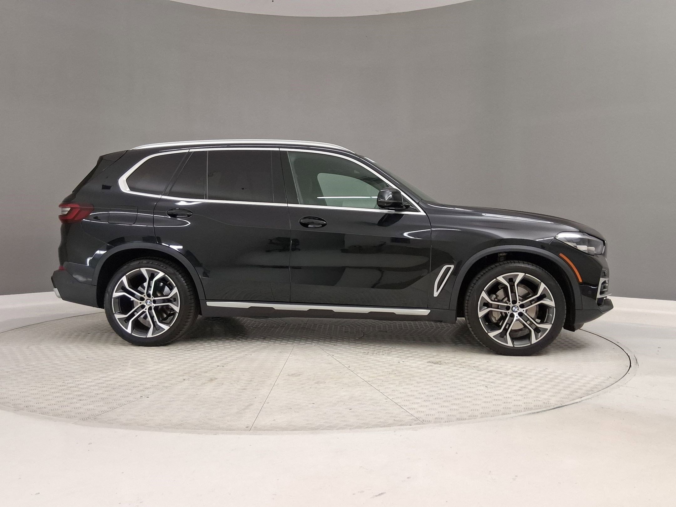 2023 BMW X5 sDrive40i photo 5