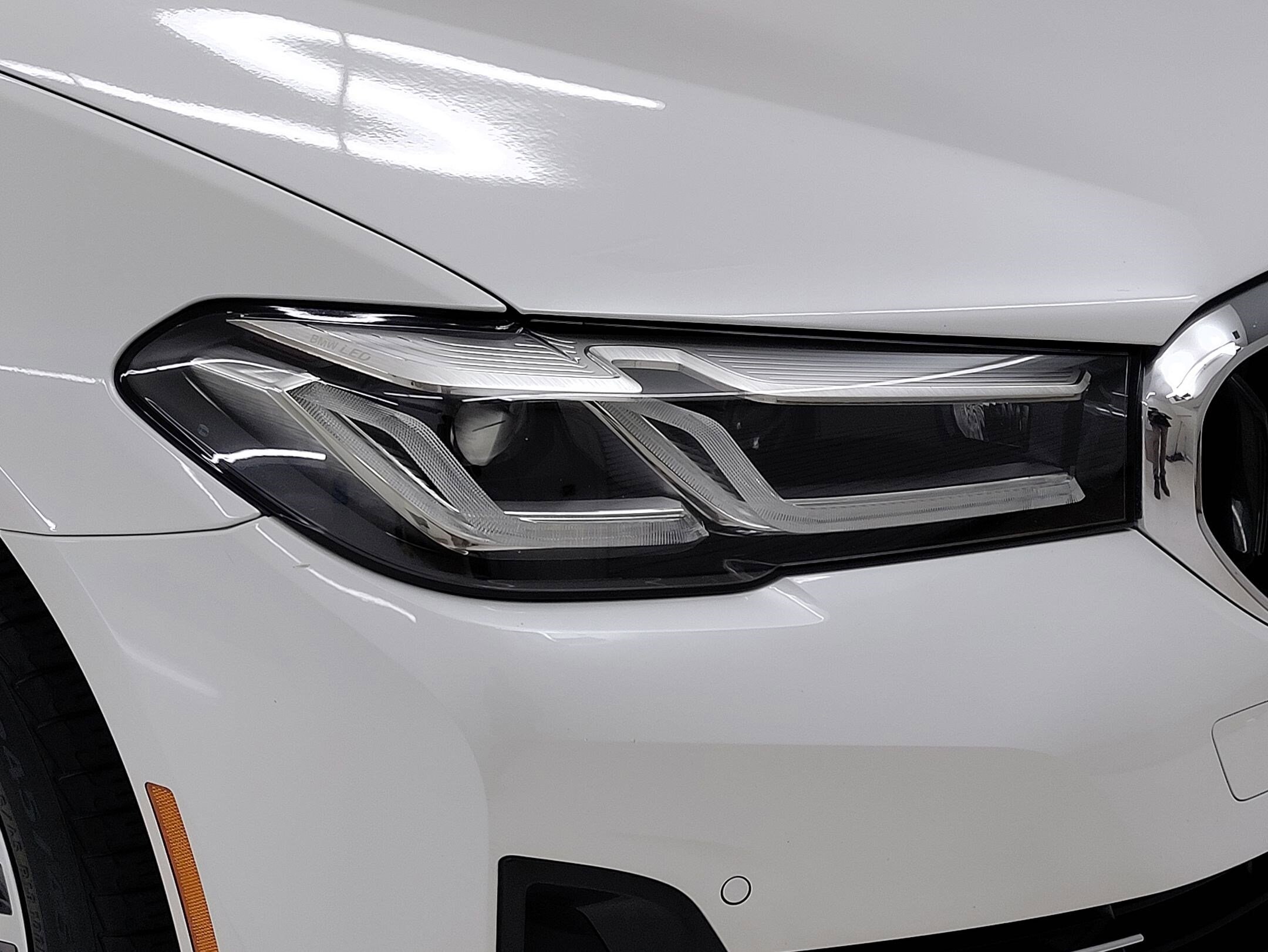 2023 Bmw 530i 5-Series photo 3