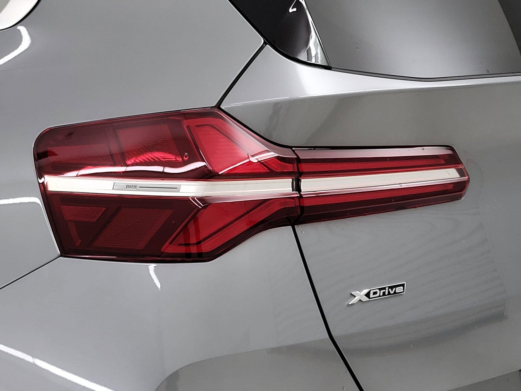 2026 BMW X3 30 xDrive photo 3