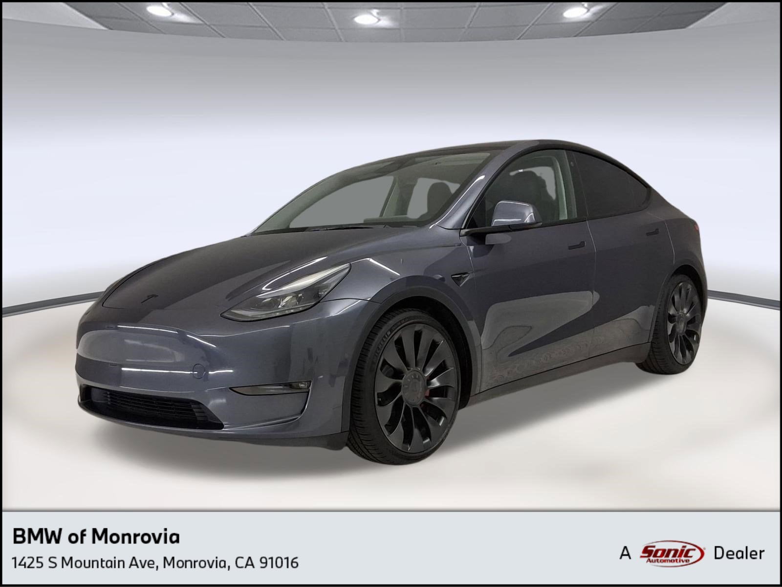 2022 Tesla Model Y Performance Dual Motor All-Wheel Drive's photo
