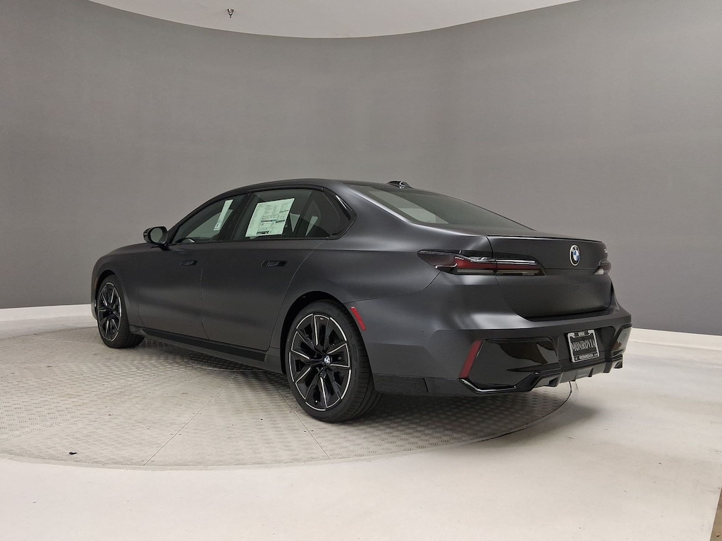 New 2026 BMW 740i Sedan