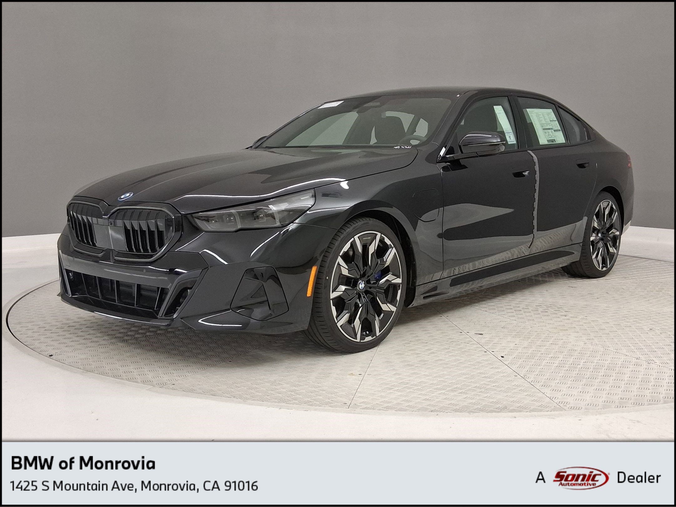 2027 BMW 5 Series 550e xDrive Sedan's photo