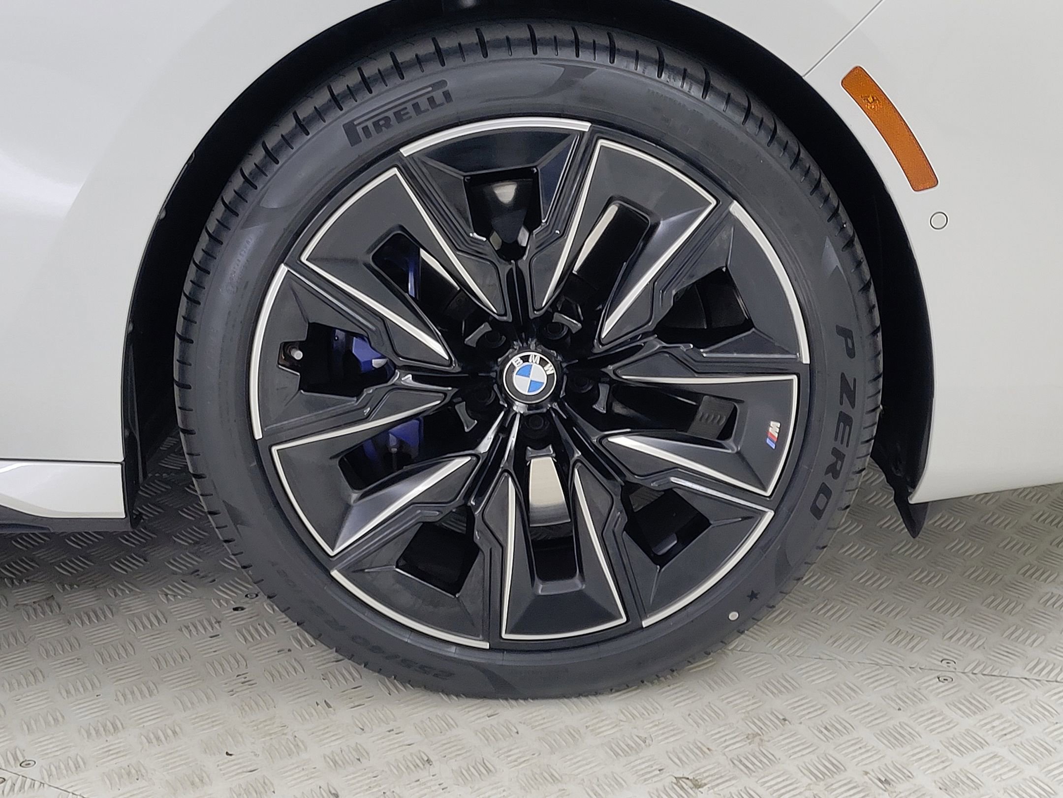 2023 Bmw 740i photo 4