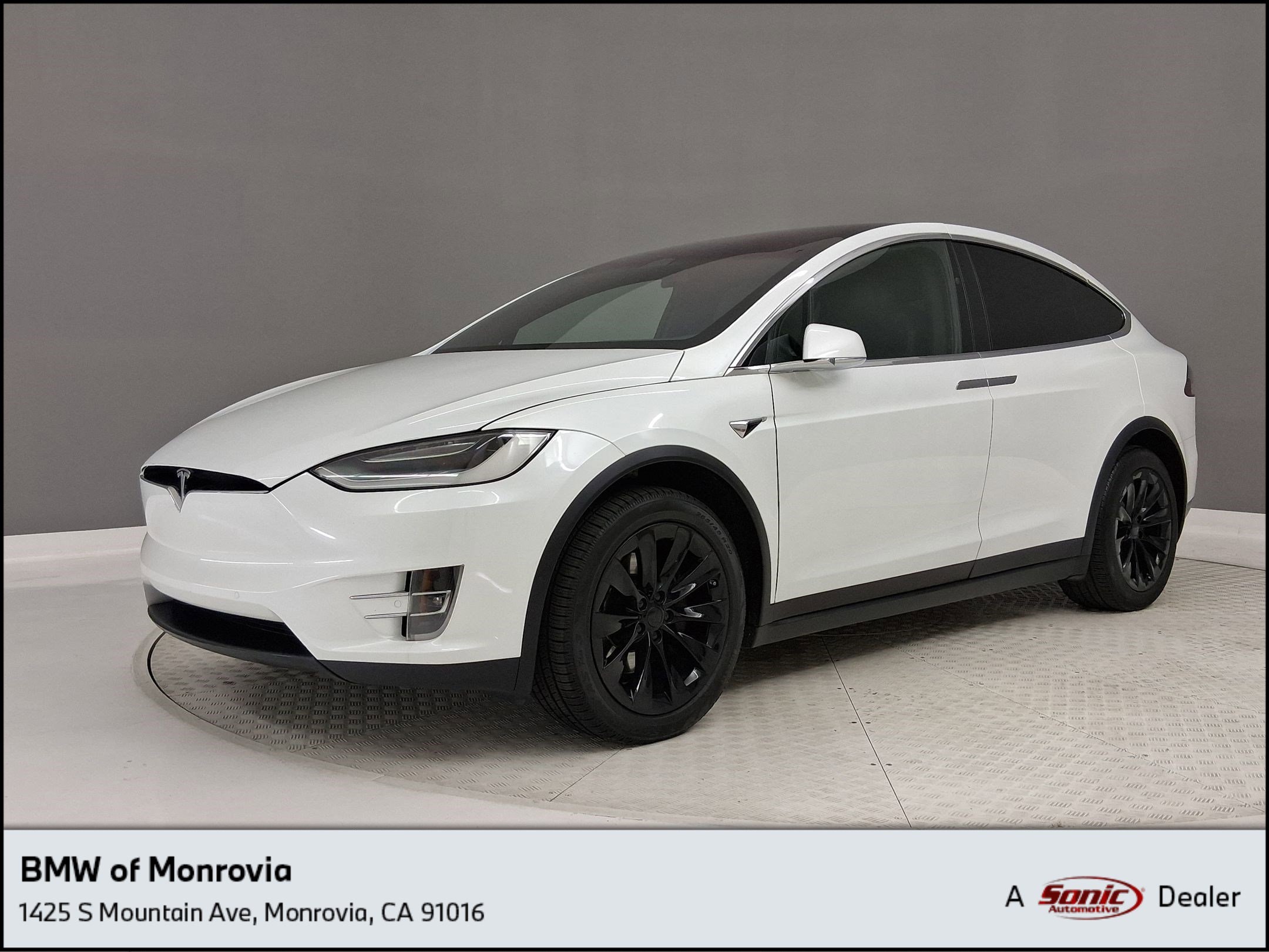 2020 Tesla Model X Long Range's photo