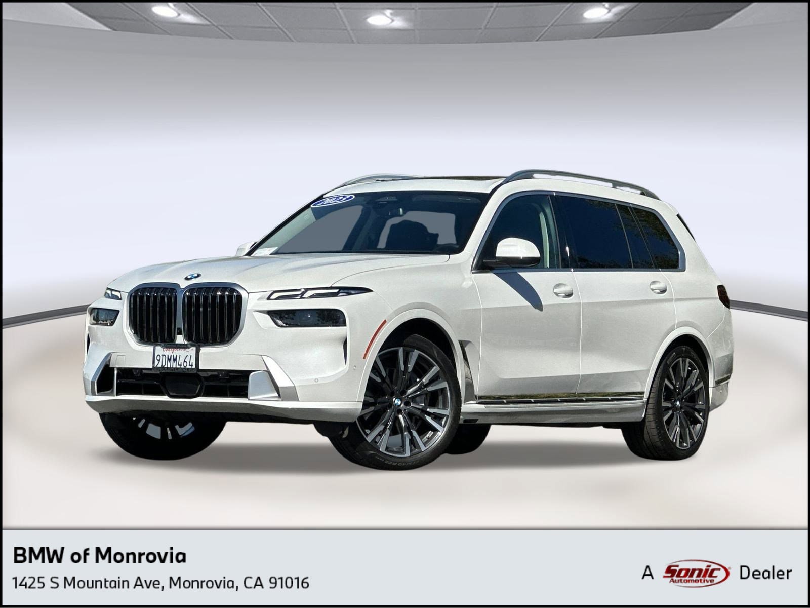 2023 BMW X7 40i's photo